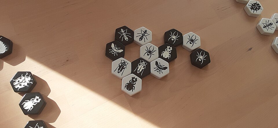 Hive Pocket abstract strategy game tiles